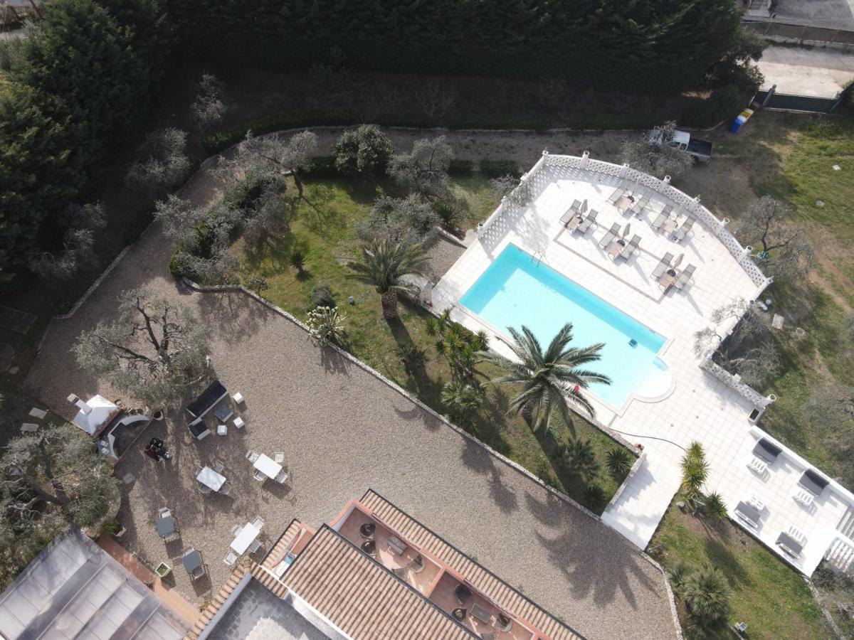 بيسْكيتْشّي Poggio Di Luna B&B Relais المظهر الخارجي الصورة