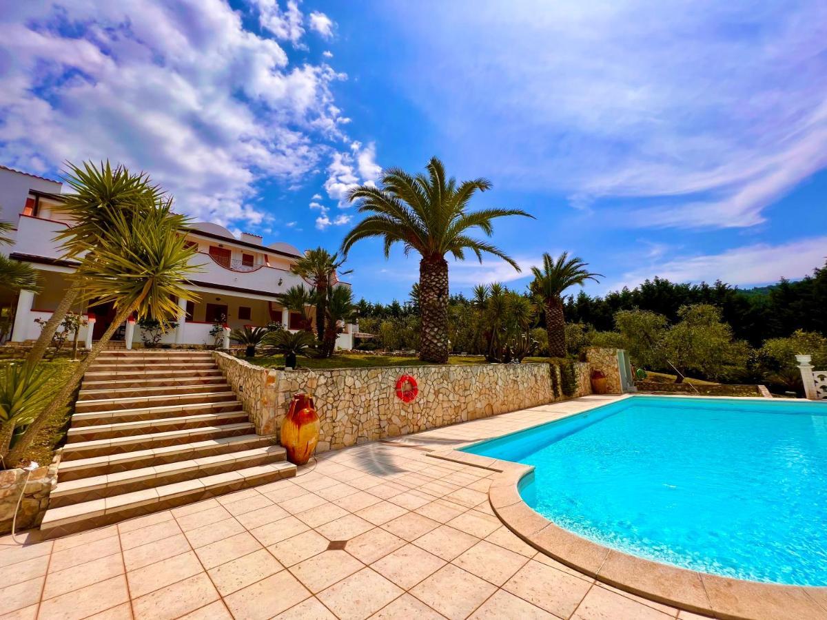 بيسْكيتْشّي Poggio Di Luna B&B Relais المظهر الخارجي الصورة