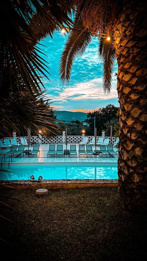 بيسْكيتْشّي Poggio Di Luna B&B Relais المظهر الخارجي الصورة